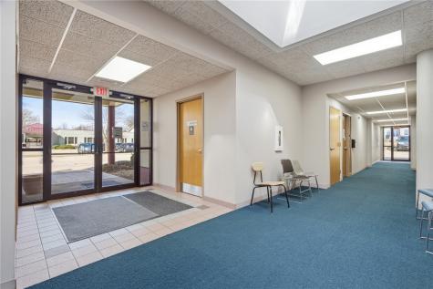 3100 E Avenue NW Cedar Rapids IA 52405