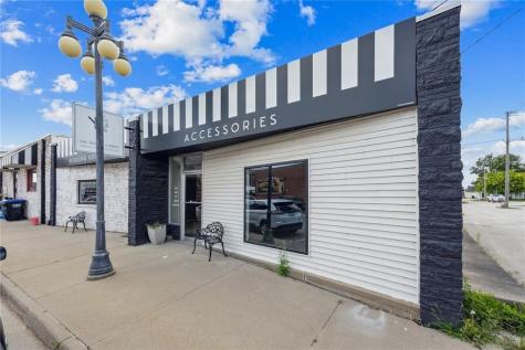 315 A Avenue Vinton IA 52349