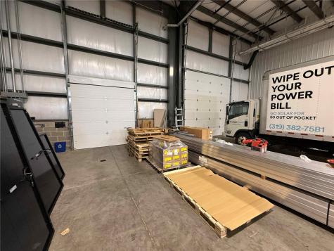1575 Ketelsen Drive Hiawatha IA 52233