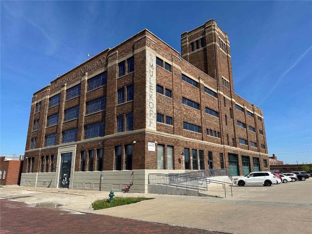 411 6th Avenue SE Cedar Rapids IA 52401