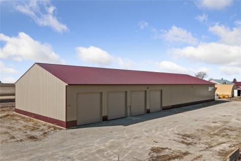 501 E Cedar Street Mechanicsville IA 52306