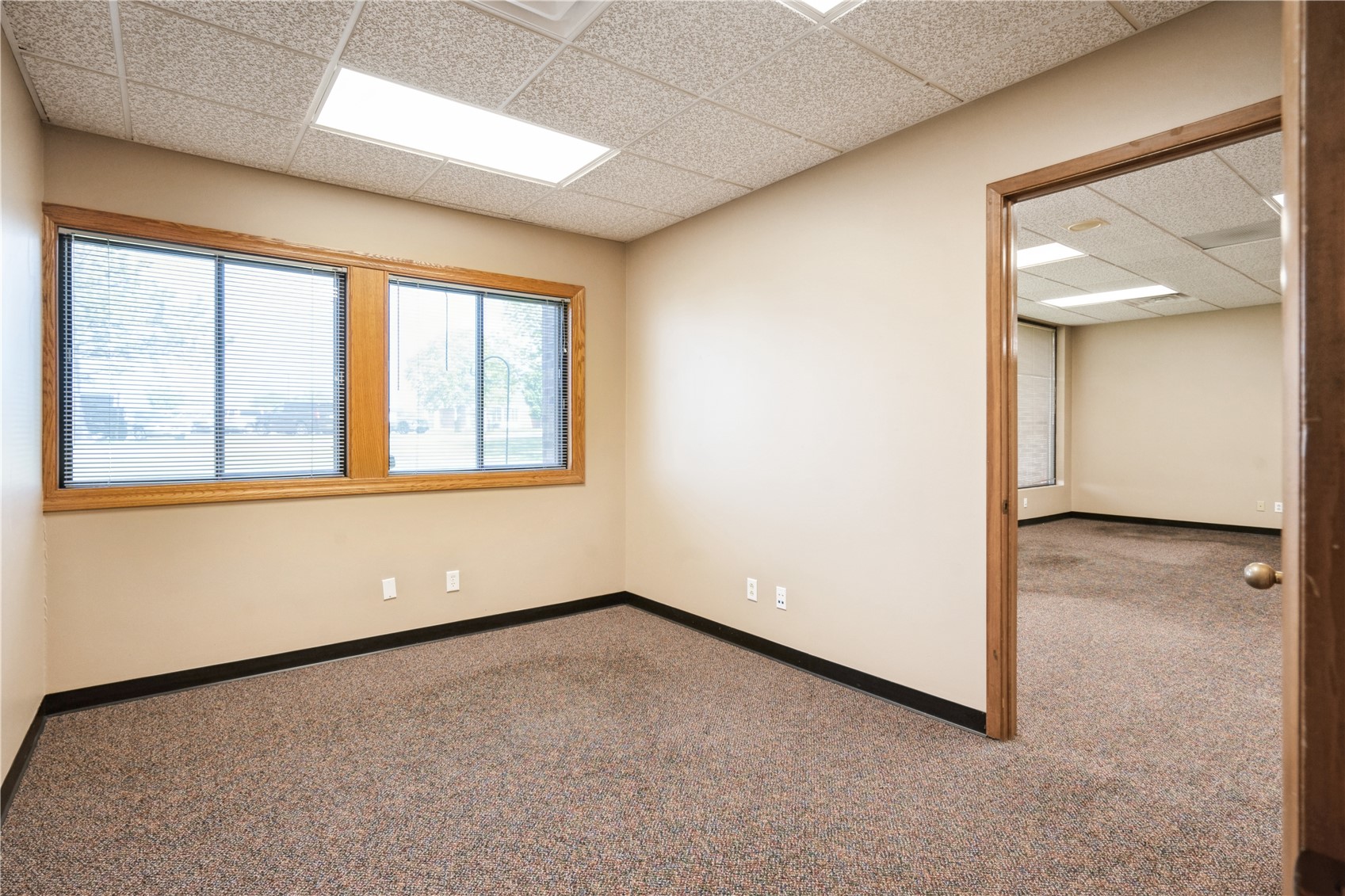 1241 Park Place NE Cedar Rapids IA 52402