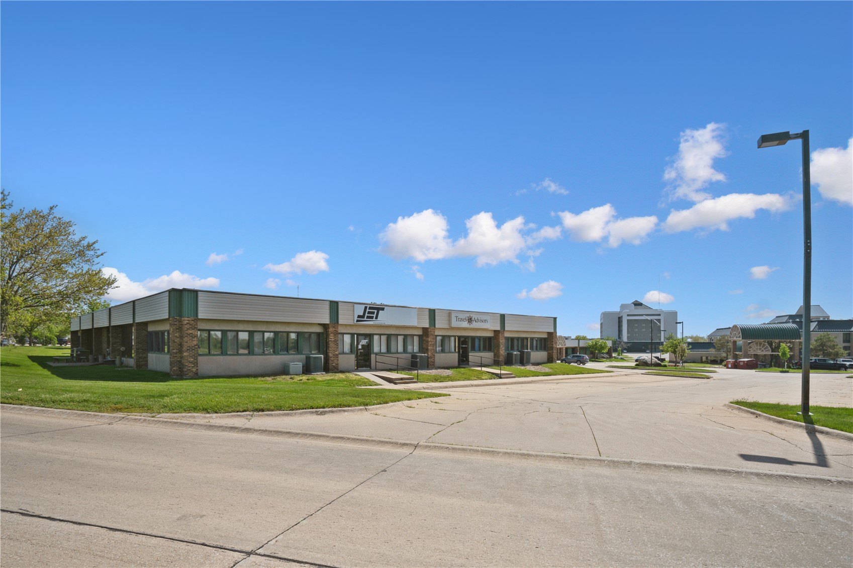 1241 Park Place NE Cedar Rapids IA 52402