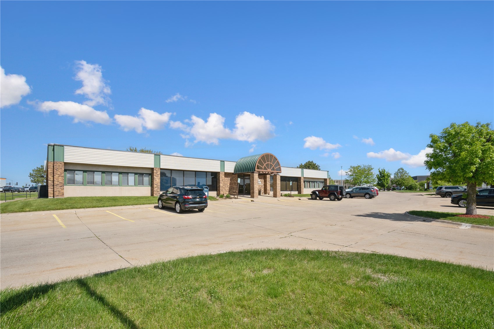 1241 Park Place NE Cedar Rapids IA 52402