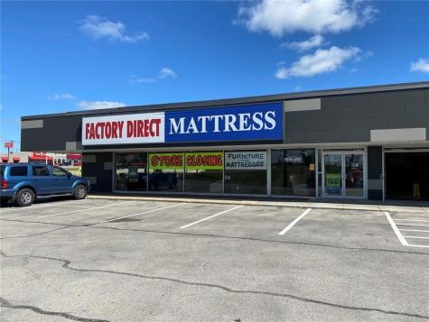 5454 Center Point Road NE Cedar Rapids IA 52402