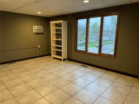 755 9th Avenue Marion IA 52302