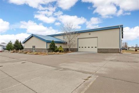 42 Spruce Street Tipton IA 52772