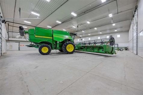 42 Spruce Street Tipton IA 52772