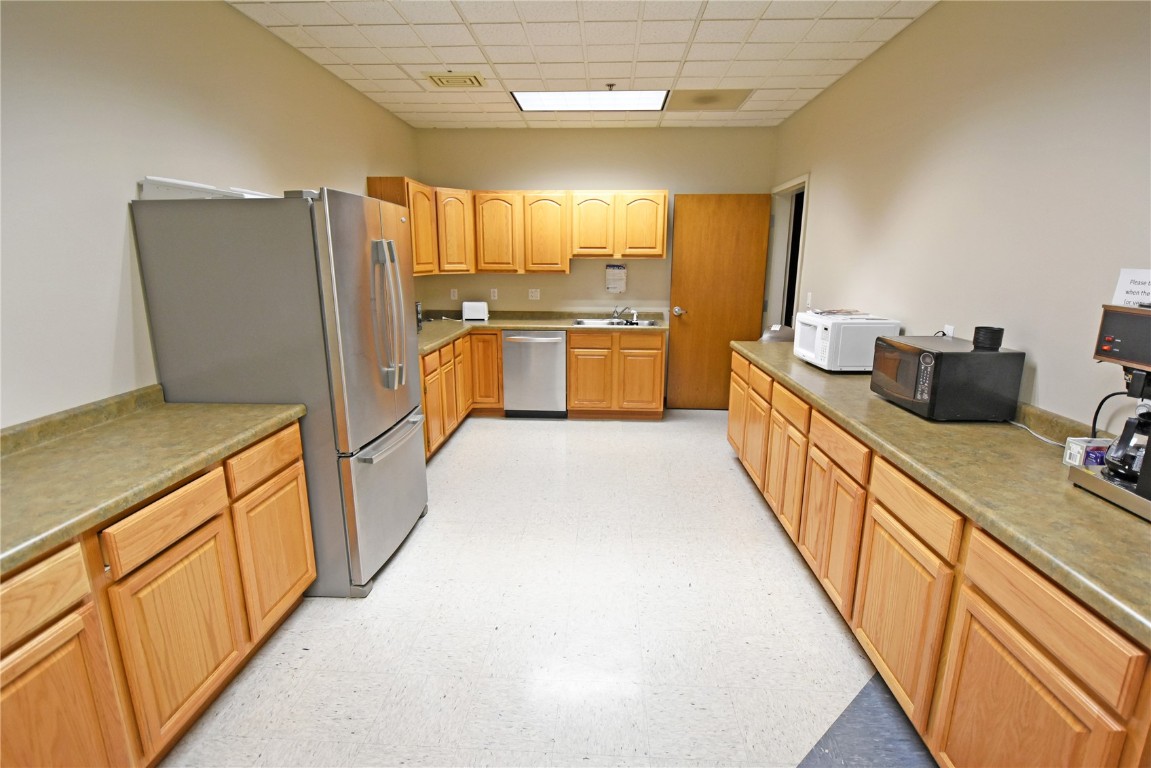 260 33rd Avenue SW Cedar Rapids IA 52404