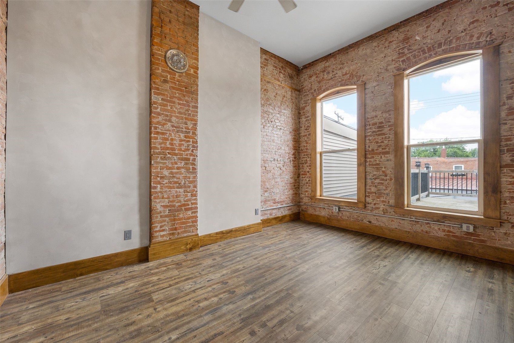 106 E Main Street Anamosa IA 52205