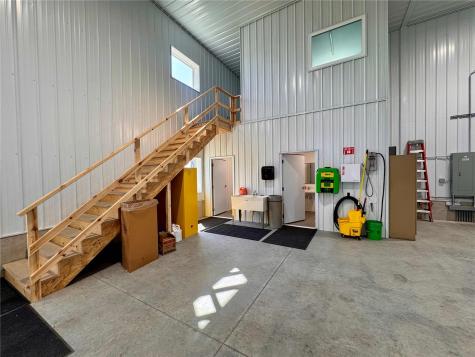 550 G Street NE Walford IA 52351