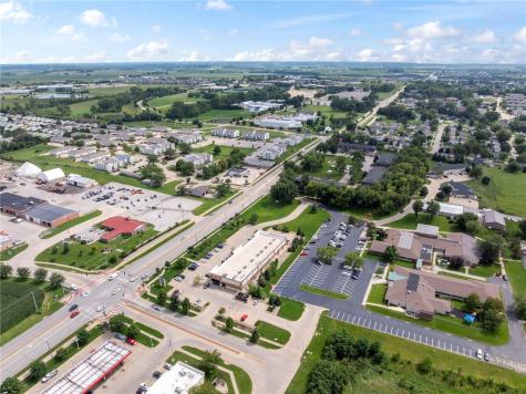 5350 Kirkwood Boulevard SW Cedar Rapids IA 52404