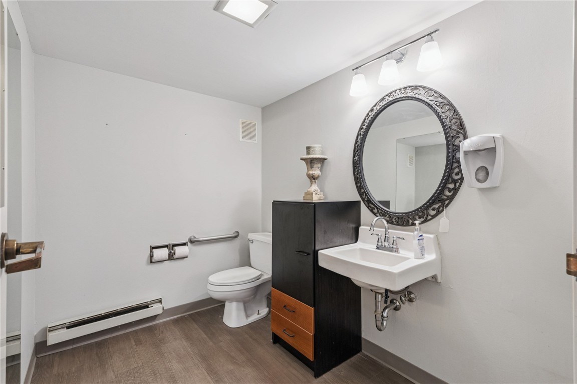 724 3rd Avenue SE Cedar Rapids IA 52401