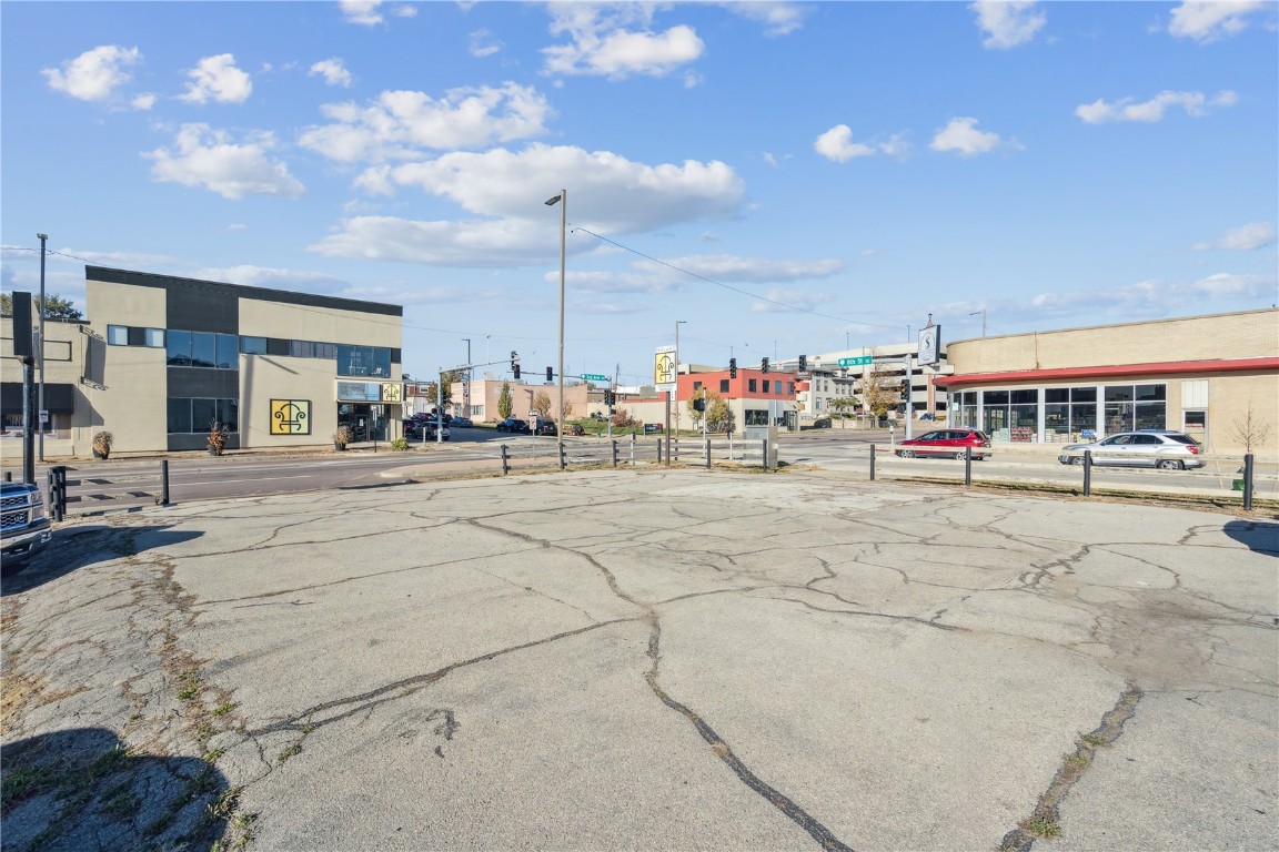 724 3rd Avenue SE Cedar Rapids IA 52401