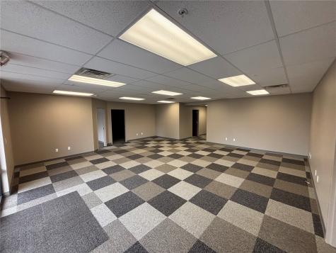 609 1st Avenue SW Cedar Rapids IA 52405
