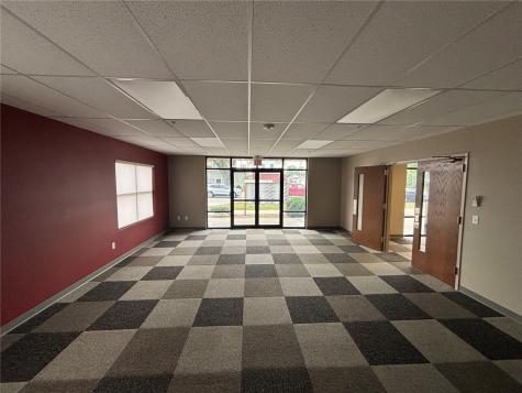 609 1st Avenue SW Cedar Rapids IA 52405