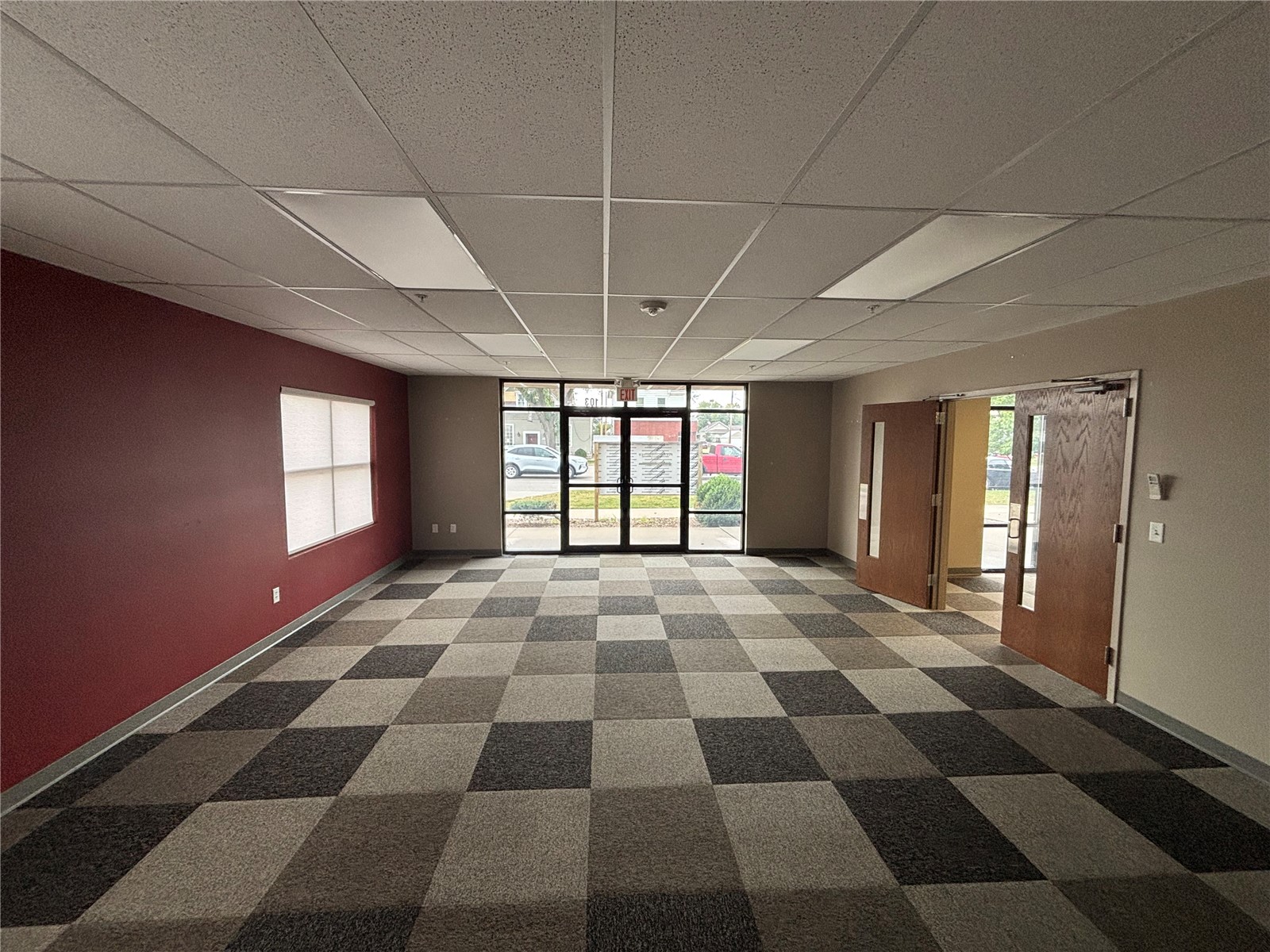 609 1st Avenue SW Cedar Rapids IA 52405