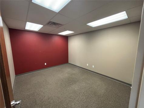 609 1st Avenue SW Cedar Rapids IA 52405