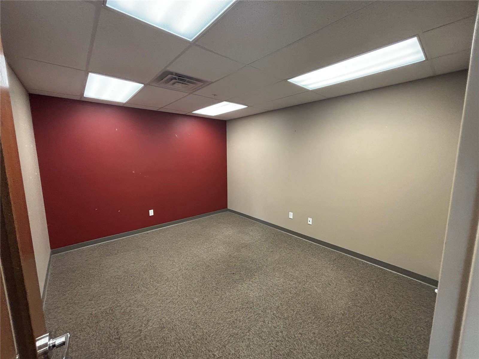609 1st Avenue SW Cedar Rapids IA 52405