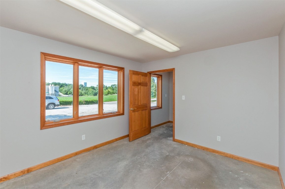 6325 7th Street Court SW Cedar Rapids IA 52404