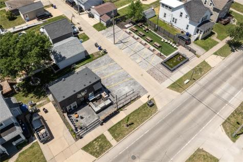 812 Ellis Boulevard NW Cedar Rapids IA 52405