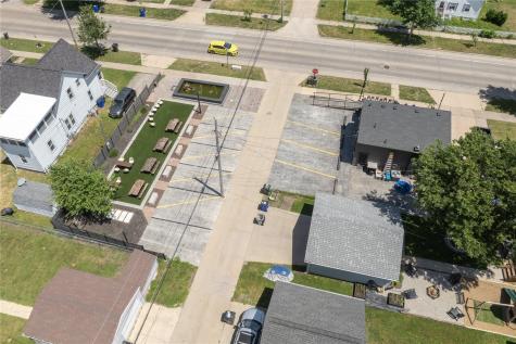 812 Ellis Boulevard NW Cedar Rapids IA 52405