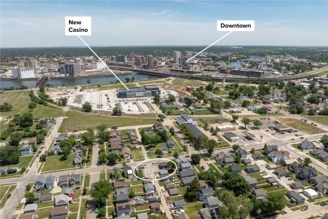 812 Ellis Boulevard NW Cedar Rapids IA 52405