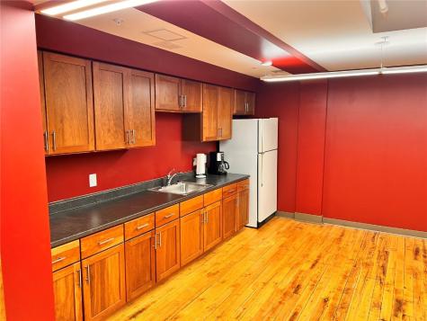 333 1st Street SE Cedar Rapids IA 52401