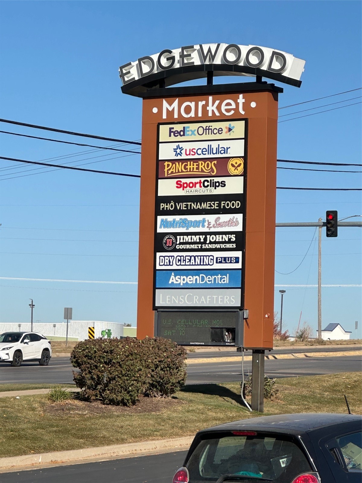 2315 Edgewood Road SW Cedar Rapids IA 52404