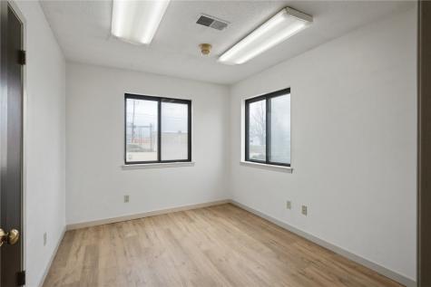 1620 West Post Road SW Cedar Rapids IA 52404