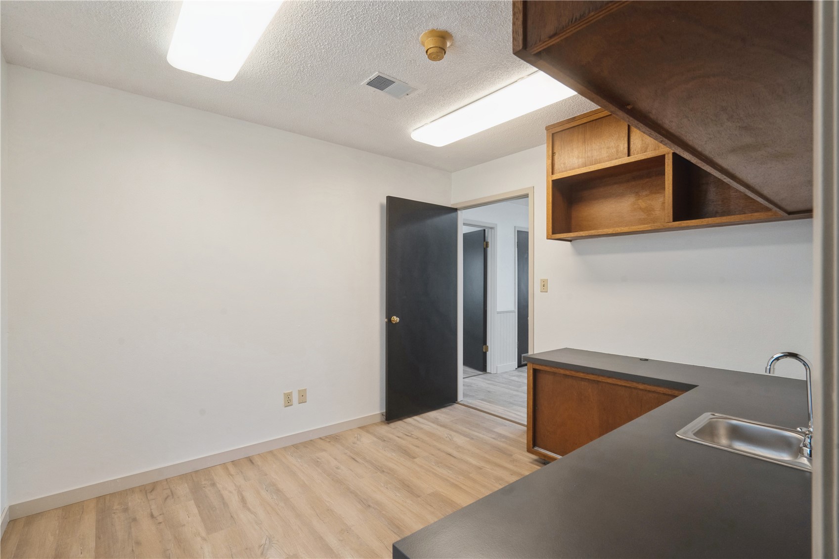 1620 West Post Road SW Cedar Rapids IA 52404