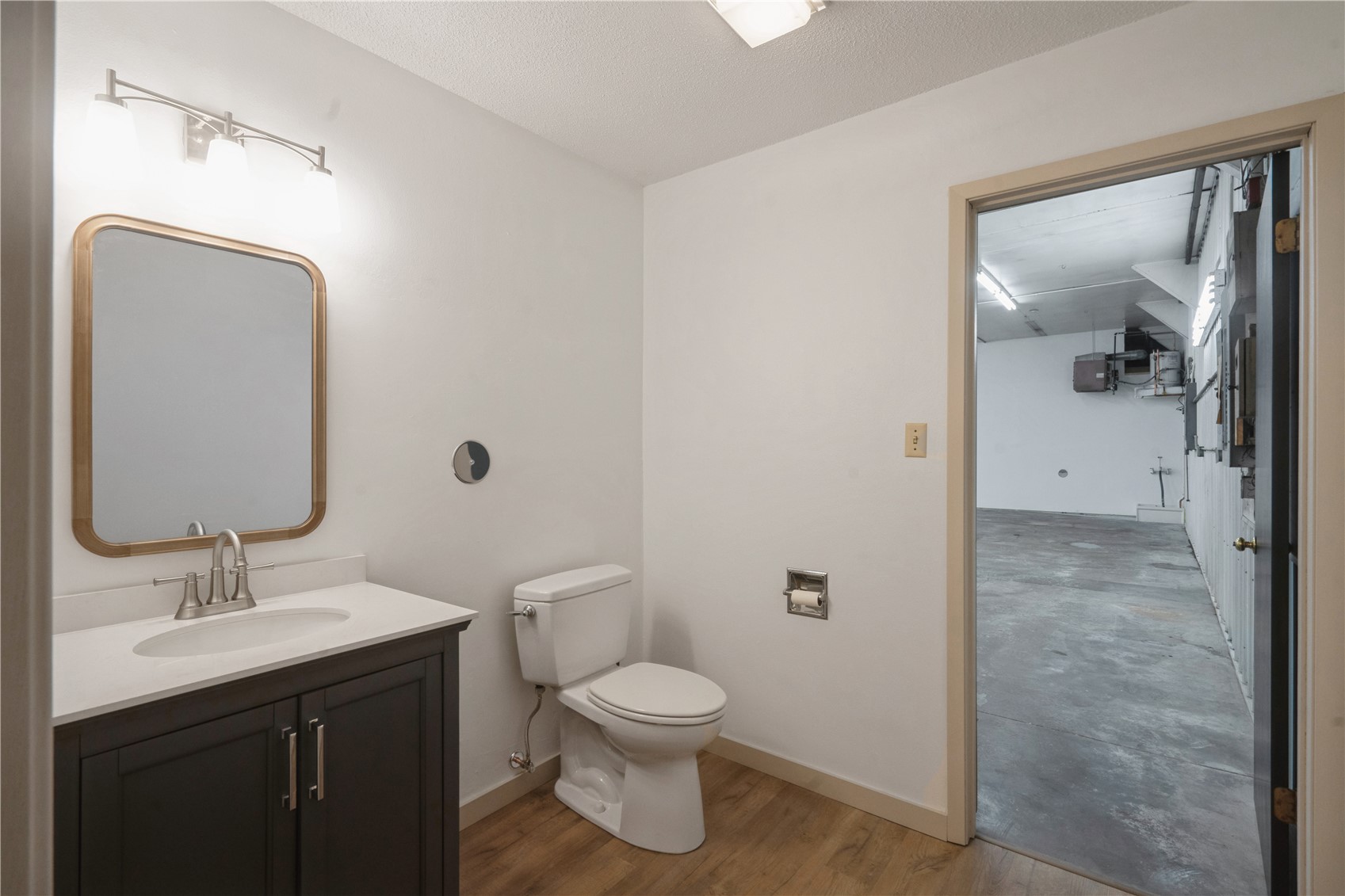 1620 West Post Road SW Cedar Rapids IA 52404