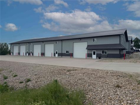 3230 N Center Point Road Robins IA 52302
