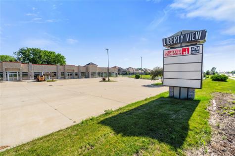 595 Country Lane North Liberty IA 52317