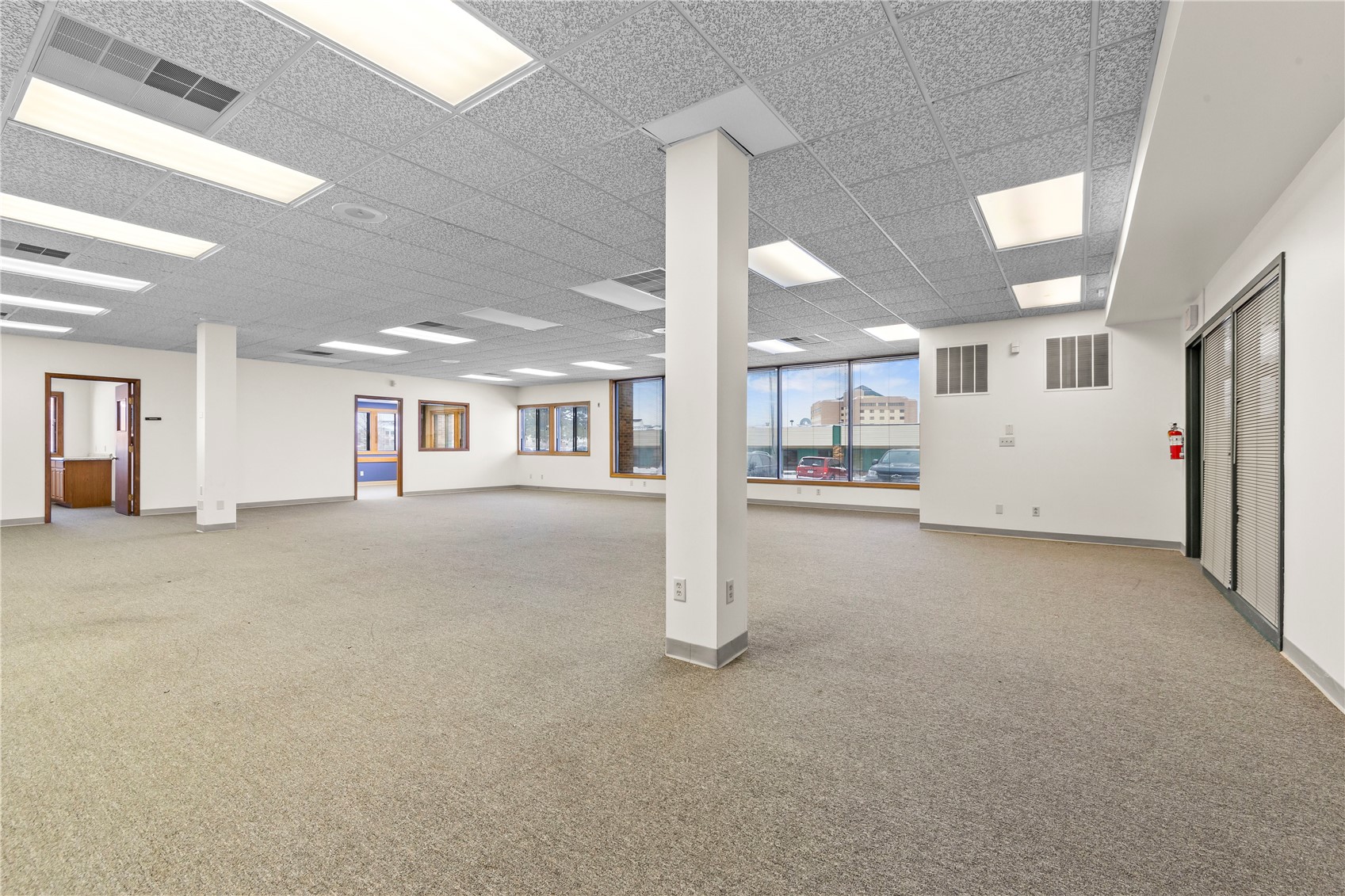 1241 Park Place NE Cedar Rapids IA 52402
