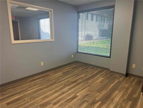 4837 1st Avenue SE Cedar Rapids IA 52402