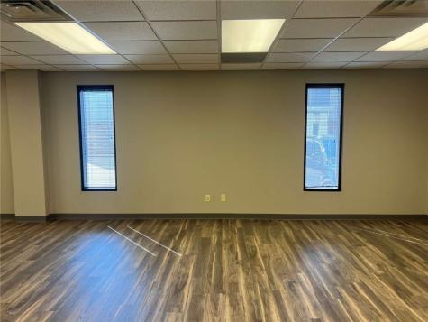 4837 1st Avenue SE Cedar Rapids IA 52402