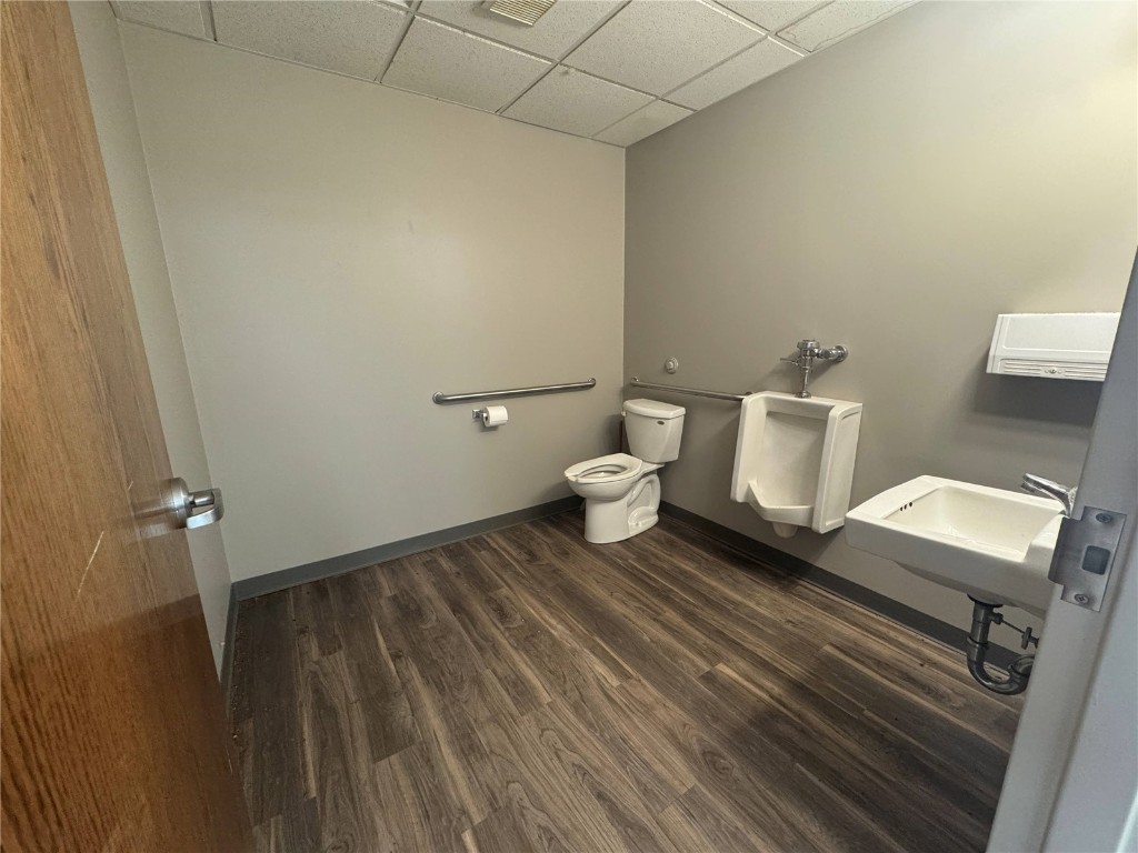 4837 1st Avenue SE Cedar Rapids IA 52402