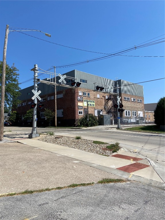716 Oakland Road NE Cedar Rapids IA 52402