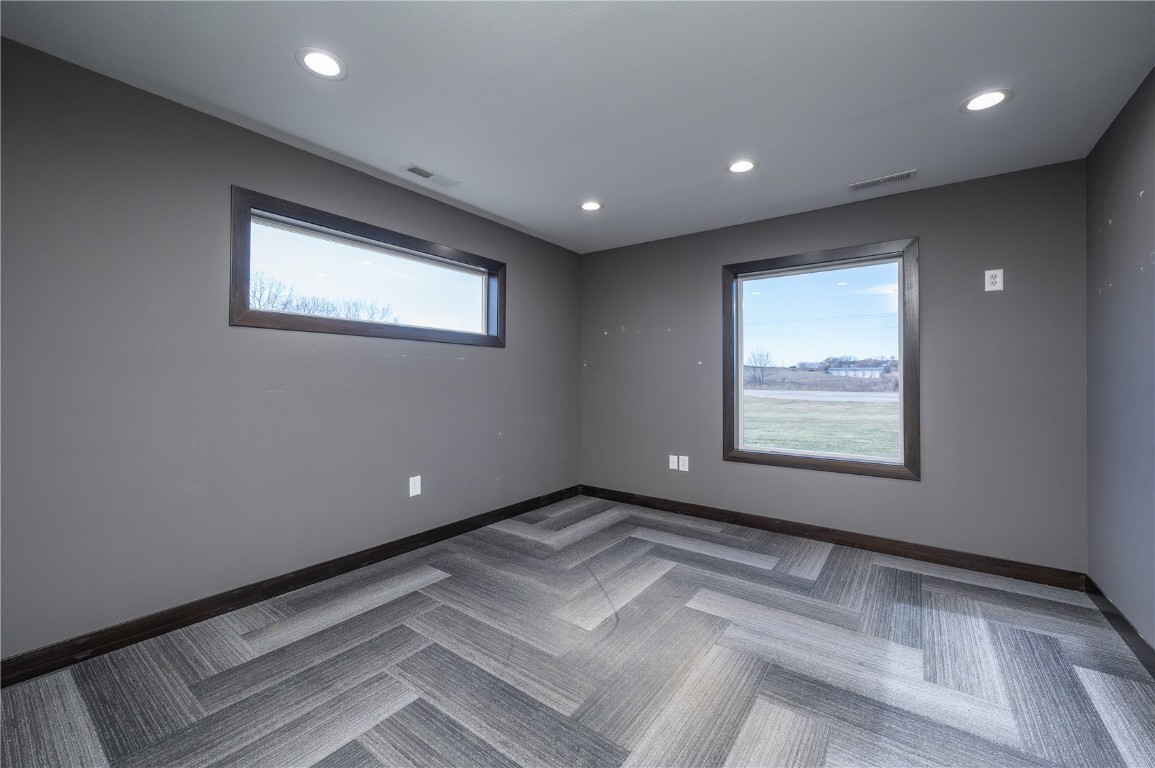 2601 120th Street NW Swisher IA 52338