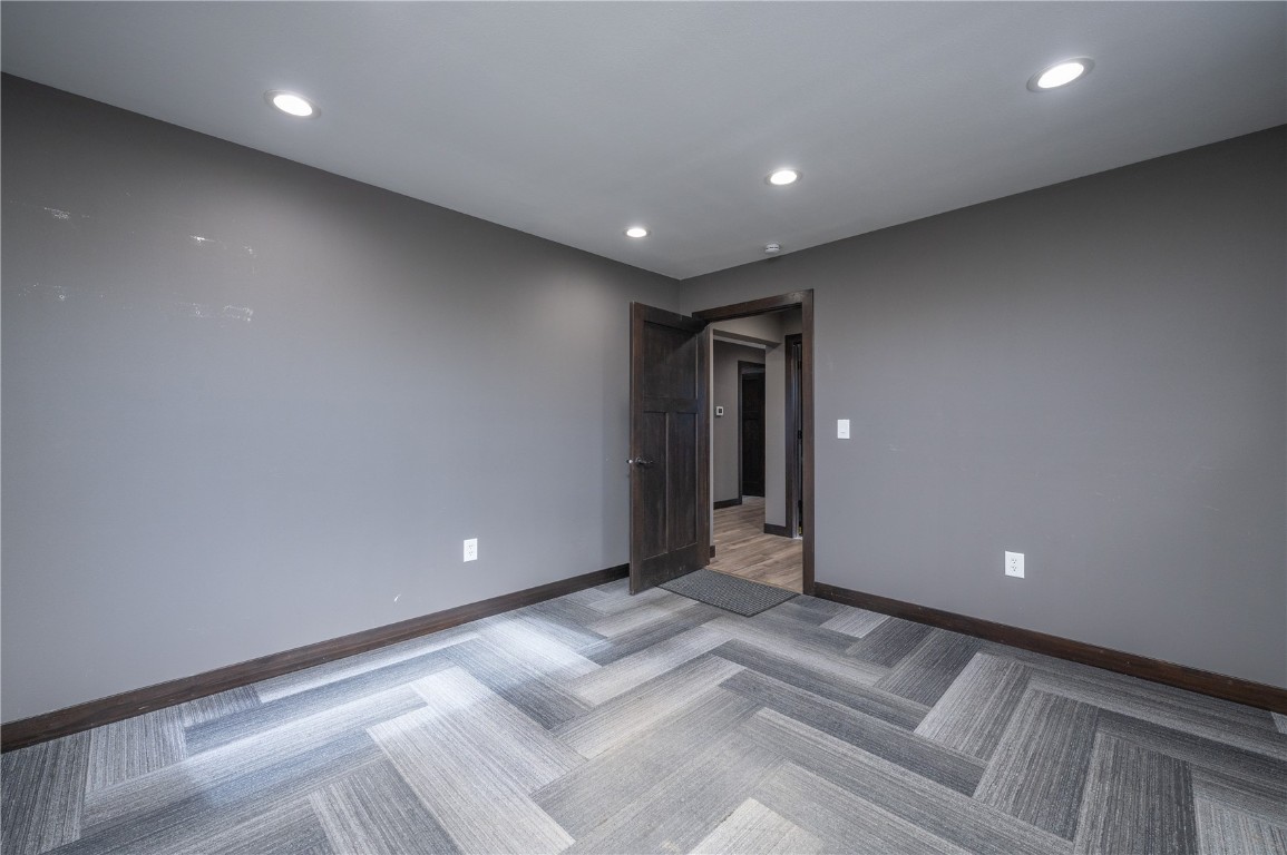 2601 120th Street NW Swisher IA 52338