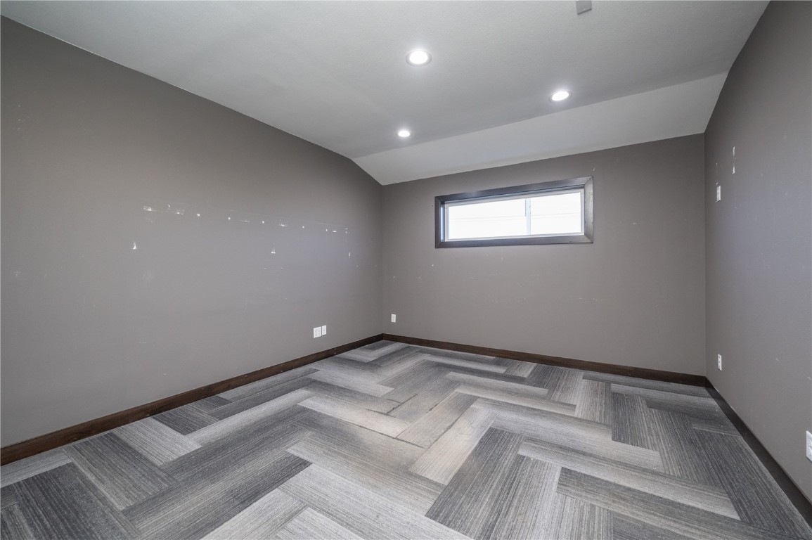 2601 120th Street NW Swisher IA 52338