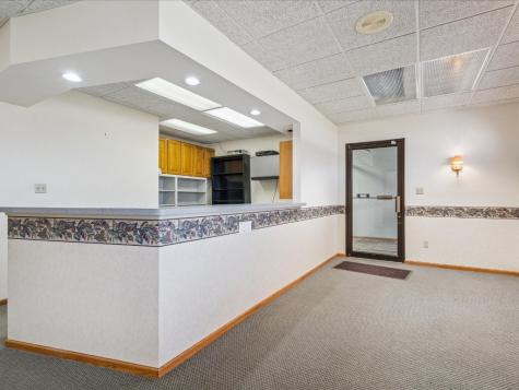 3900 River Ridge Dr NE #A Cedar Rapids IA 52402