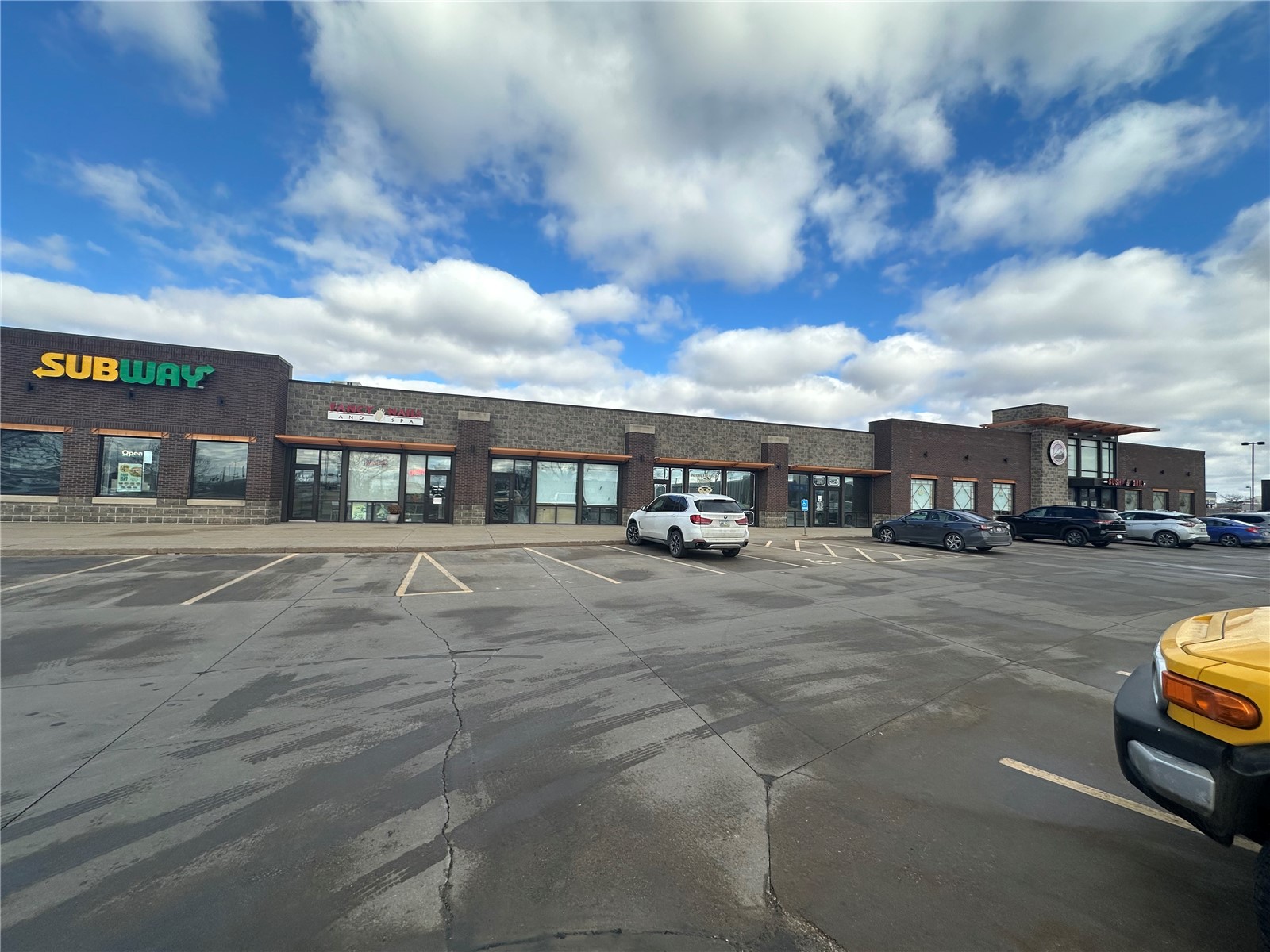 5350 Council Street NE Cedar Rapids IA 52402