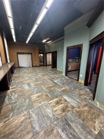 5350 Council Street NE Cedar Rapids IA 52402