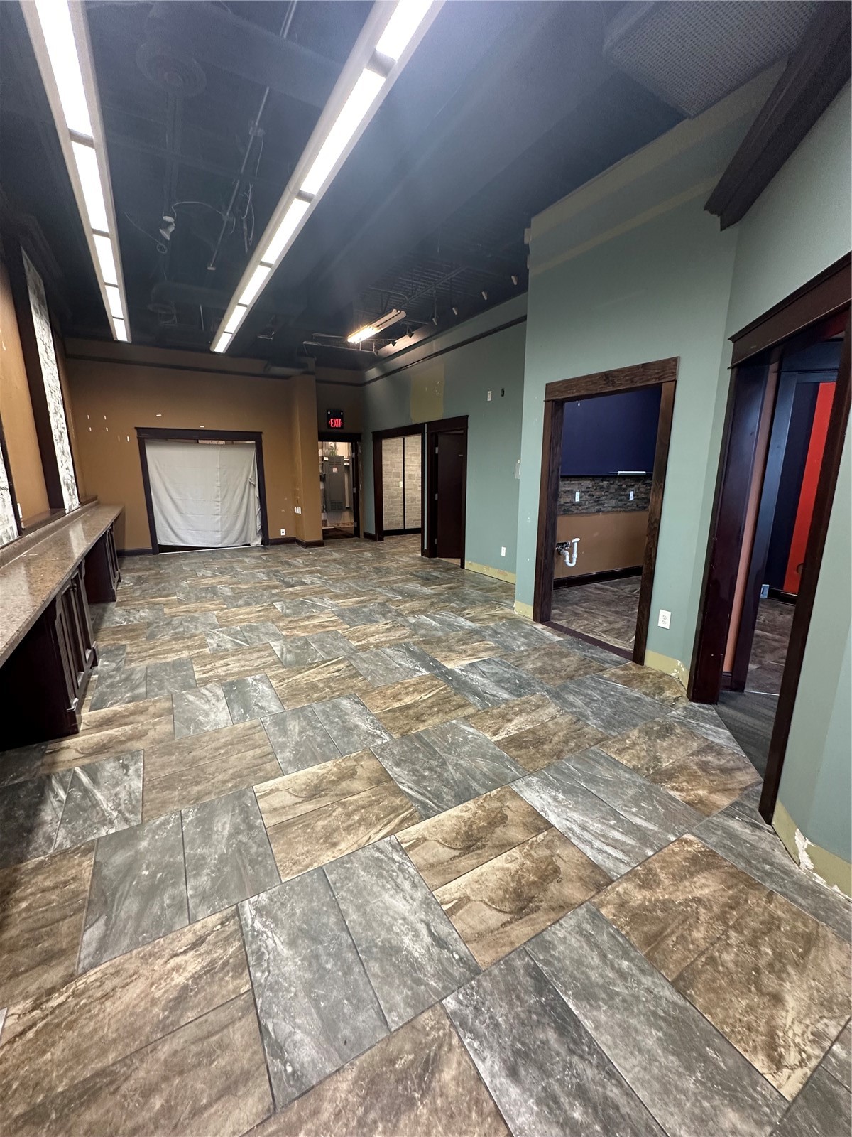 5350 Council Street NE Cedar Rapids IA 52402