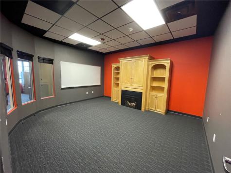 1501 Boyson Square Drive Hiawatha IA 52233