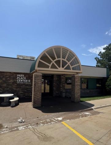 1231 Park Place NE Cedar Rapids IA 52402