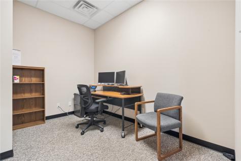 1003 W 4th Street Vinton IA 52349