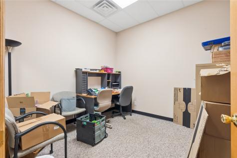 1003 W 4th Street Vinton IA 52349